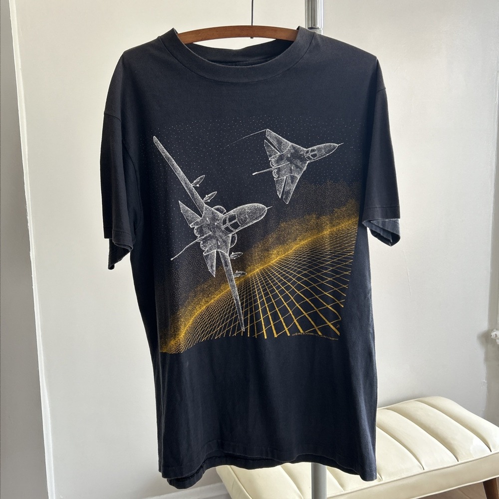 Vtg 1986 F-111 Fighter Jet Blackbird INTL Single Stitch T-Shirt Size Large Black